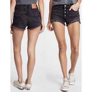 ✦[levi’s] 501 shorts {shredded onyx}